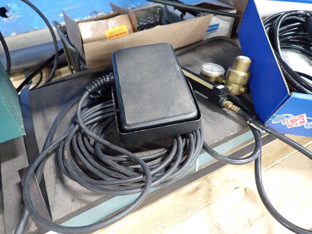 Jetline/miller Welding Station