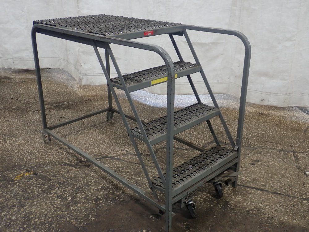 P.w. Platforms Step Ladder