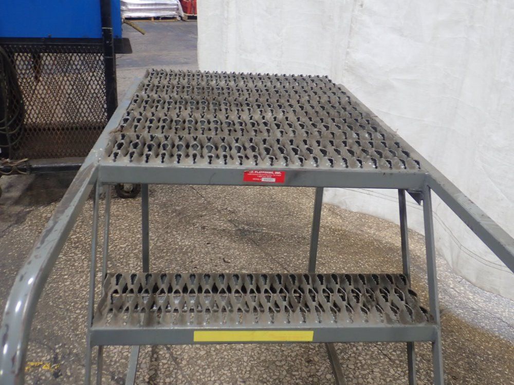 P.w. Platforms Step Ladder