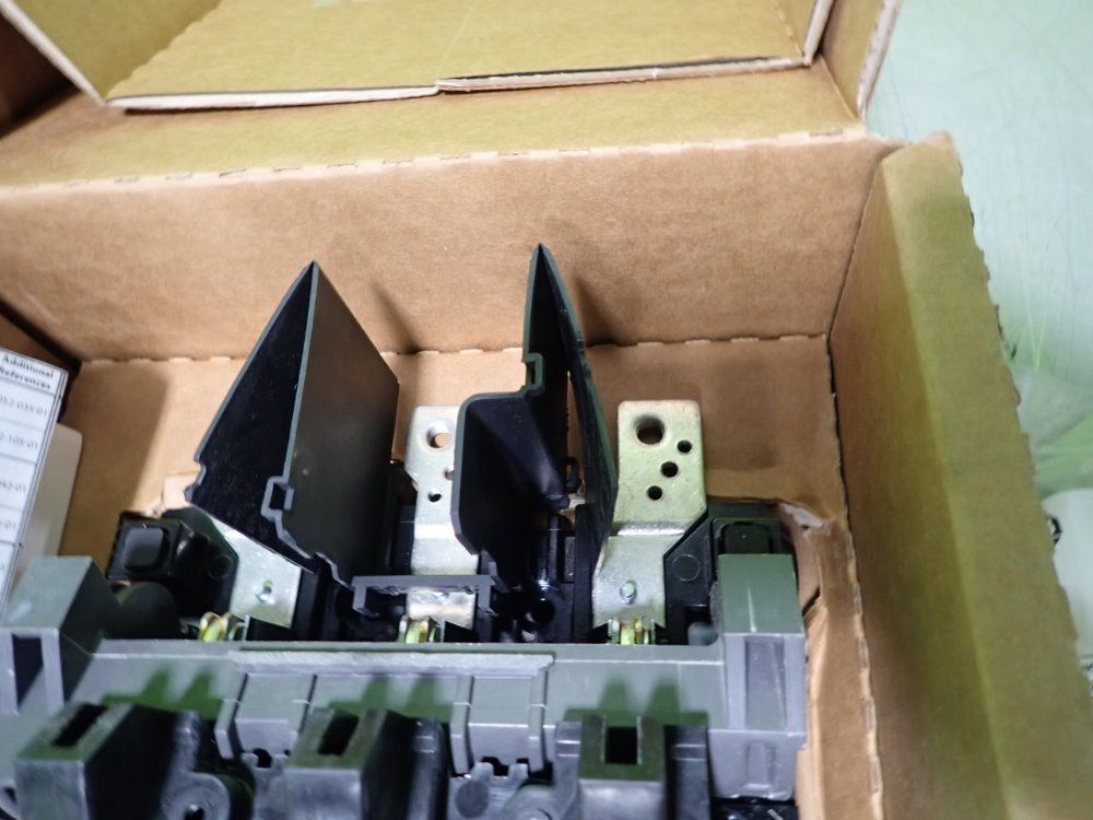 Allen Bradley 1494f-d100 Disconnect Switch - 1494f-d100