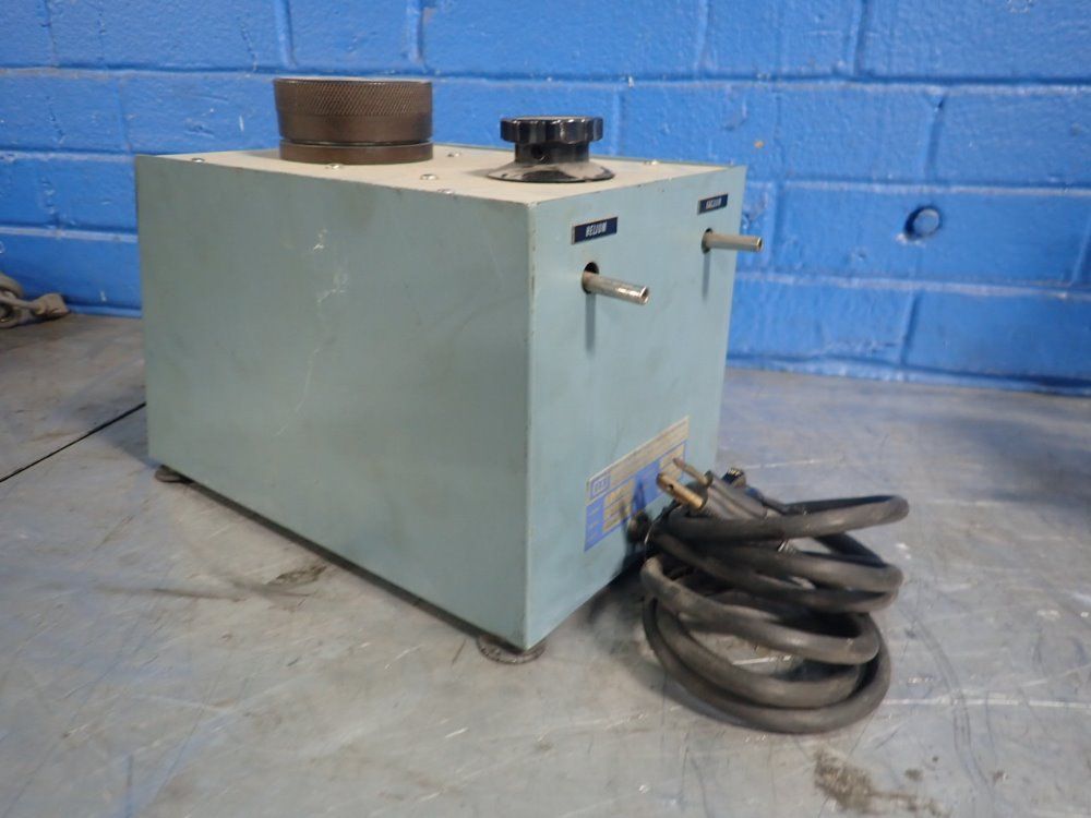 Moromeritics Instruments Helium Air Pycnometer