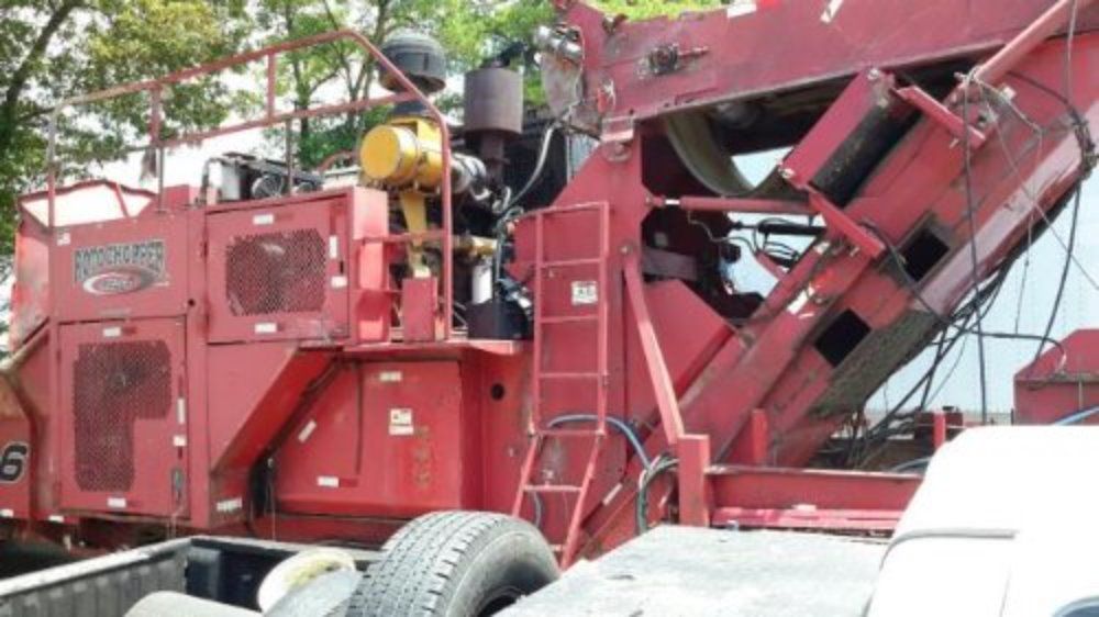 Rotochopper 475 Hp Mc266 Horizontal Grinder - Mc266