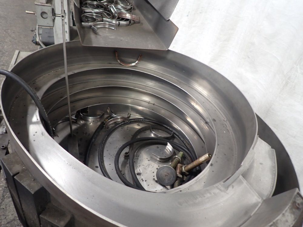 Feeding Concepts Vibratory Bowl