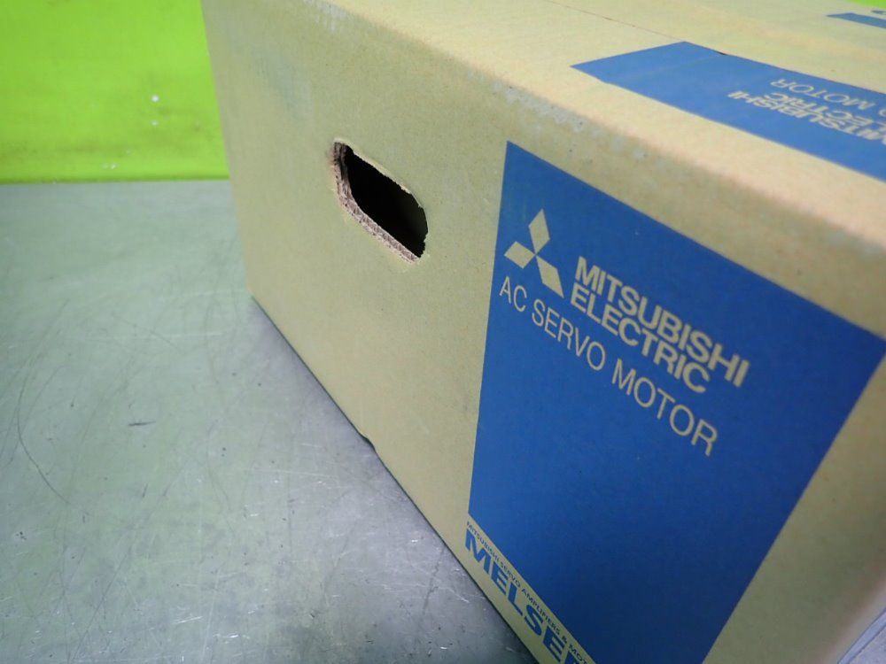 Mitsubishi , Hf-jp103b Servo Motor Factory Sealed - Hf-jp103b