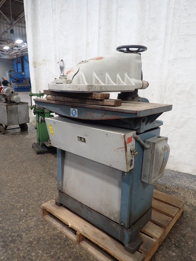 Usm 19 1/2" X 39" B Clicker Press - B