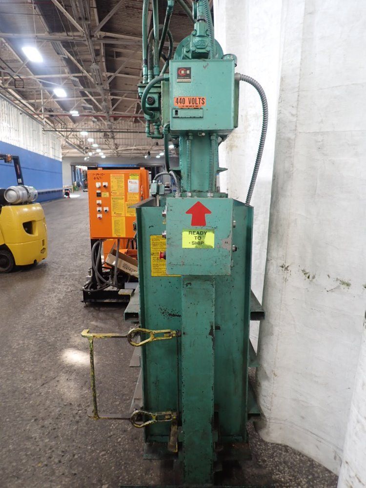 Consolidated Baling Machine Co. 21" X 36" Consolidated Baling Machine Co. Baler