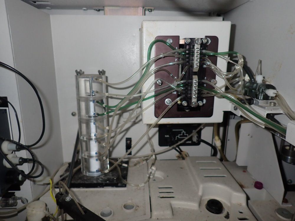 Beckman Coulter Chemical Analyzer