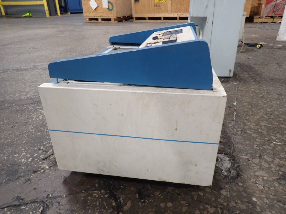 Iso-data Gamma Counter