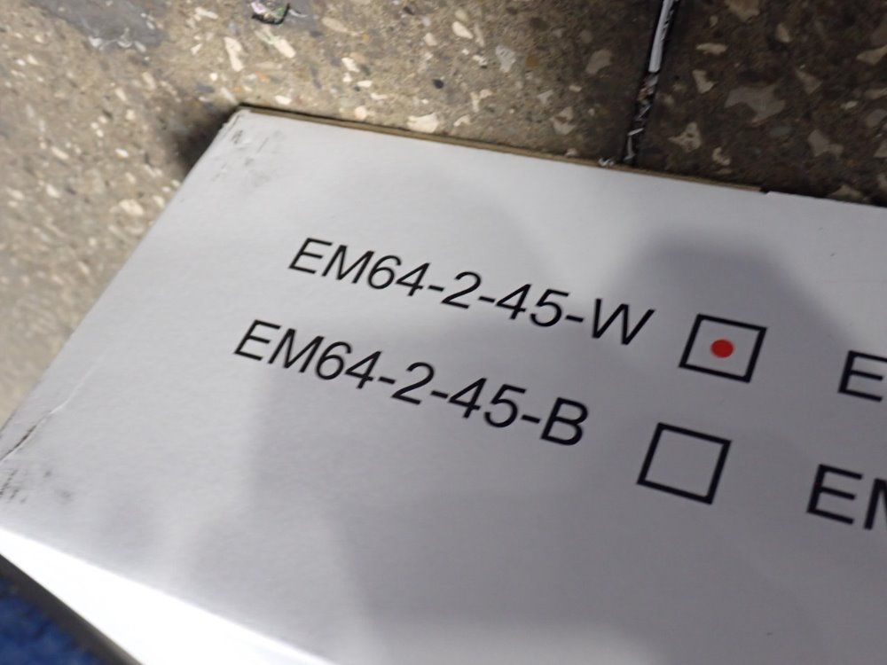 O.c. White Co. Magnifier Lamp