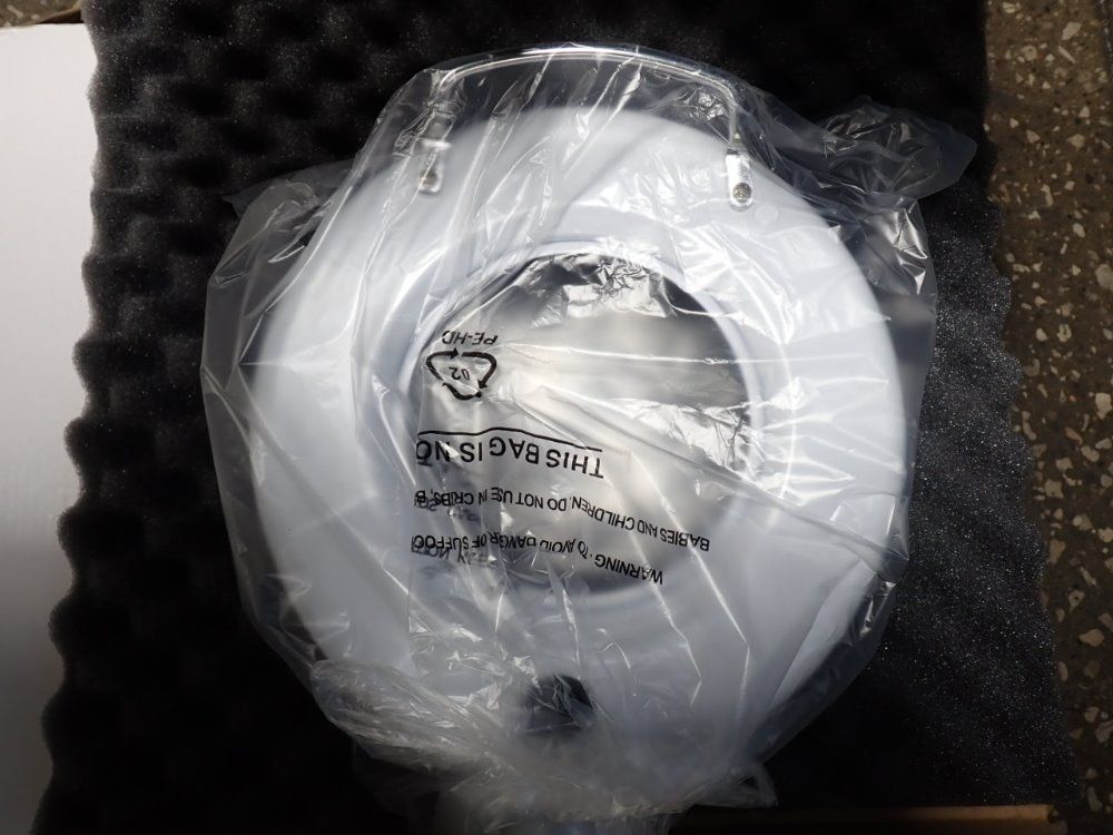 O.c. White Co. Magnifier Lamp