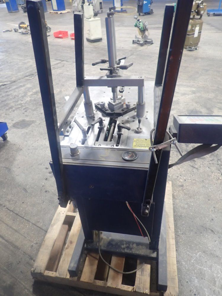 Alfamacchine Underpinner