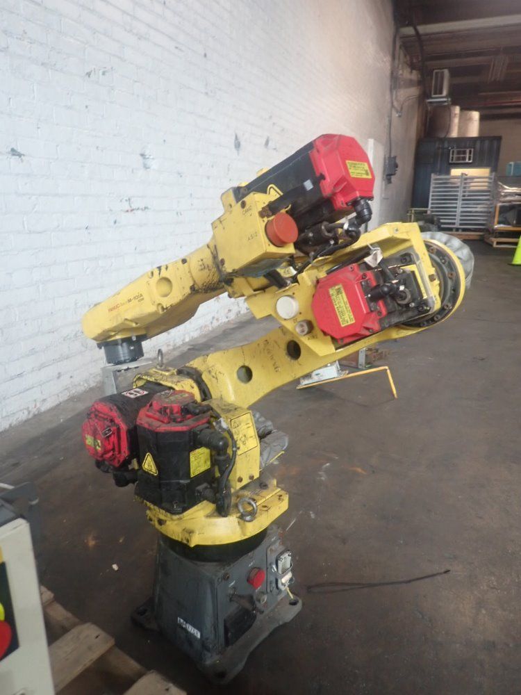 Fanuc M-10ia Robot - M-10ia