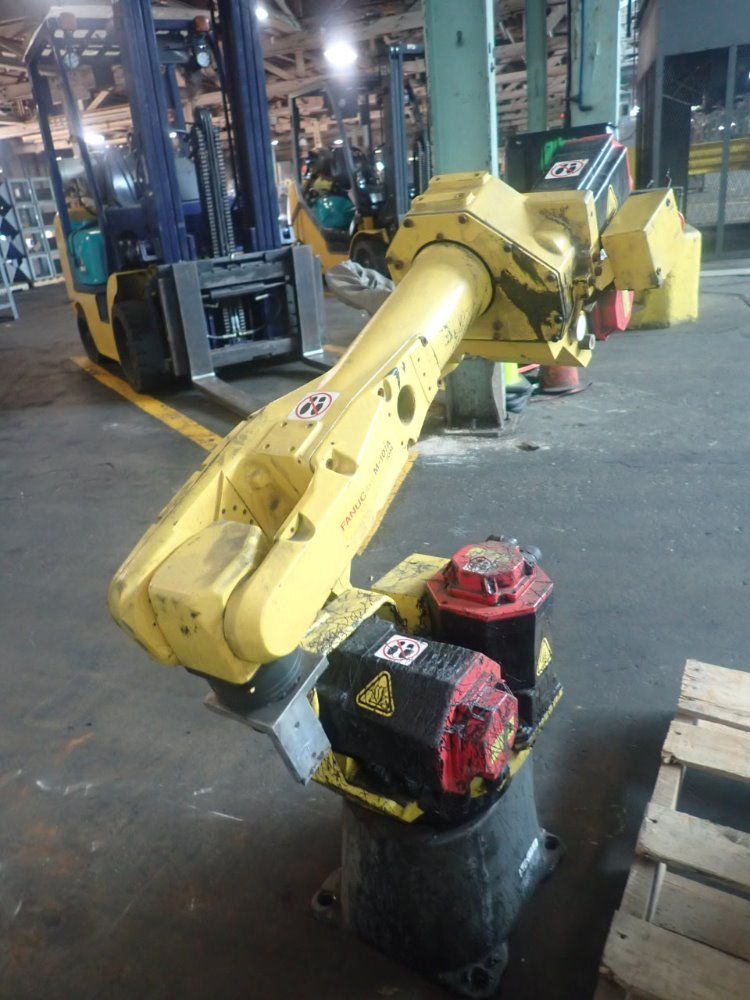 Fanuc M-10ia Robot - M-10ia