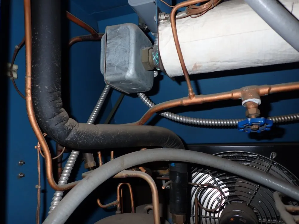 Thermotron Enviromental Chamber