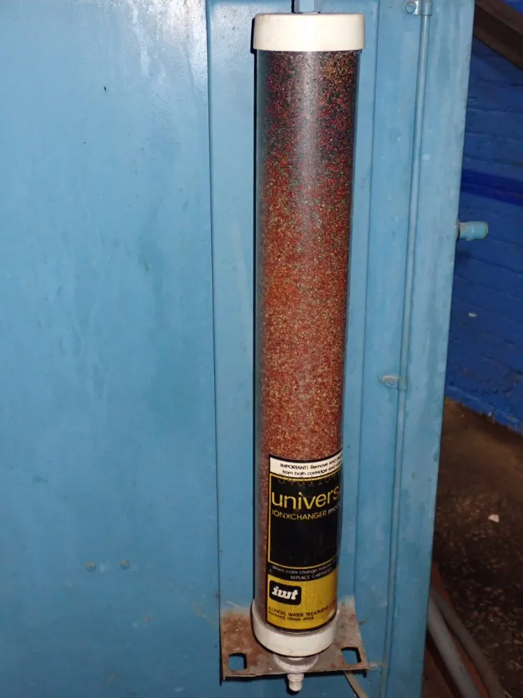 Thermotron Enviromental Chamber