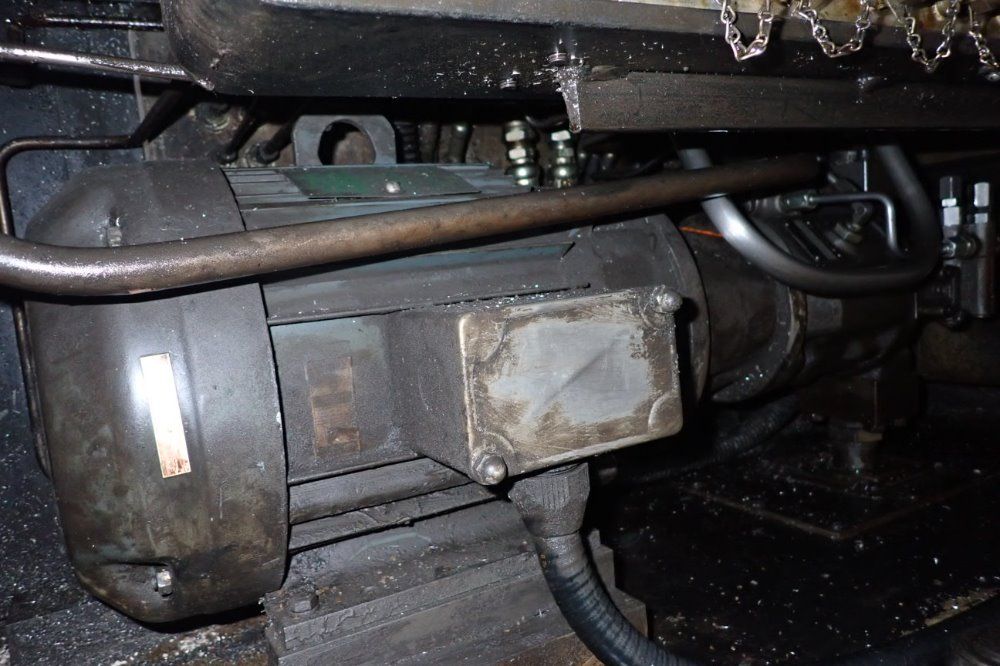 Marvel 19" 81a11pc Vertical Band Saw - 81a11pc