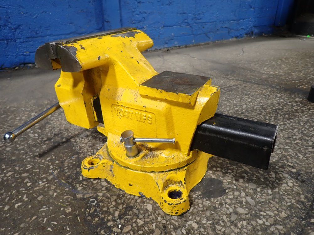Yost 8" Vise