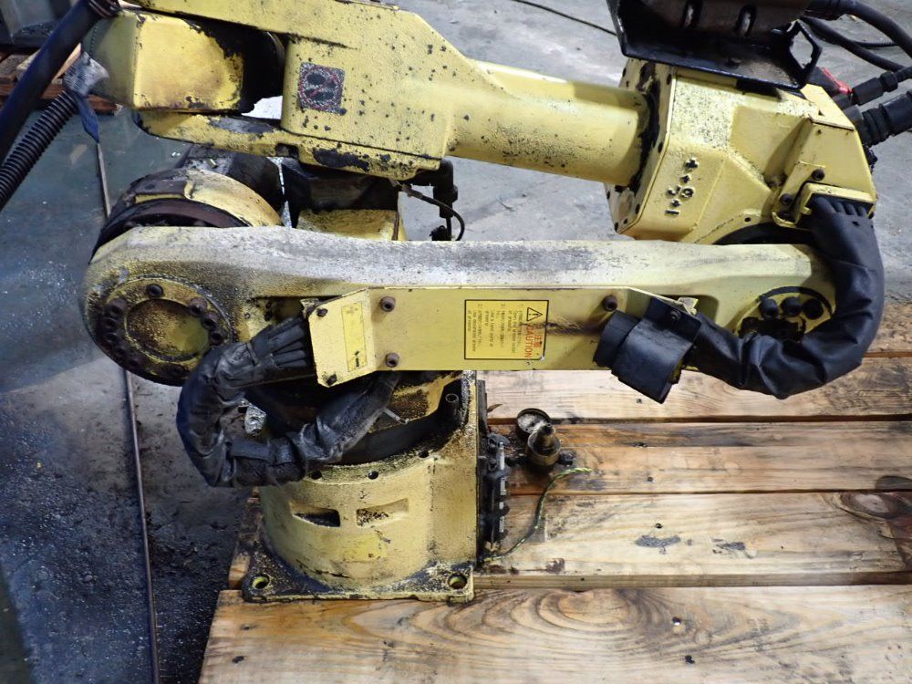Fanuc Fanuc Arc Mate 100ib Robot