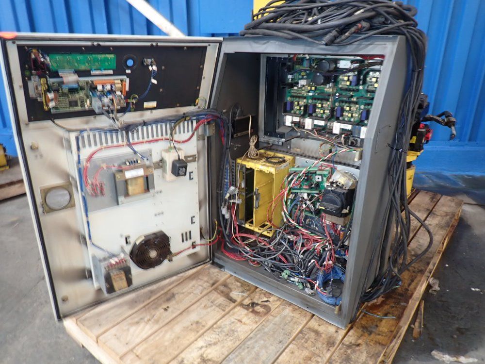 Fanuc Fanuc Arc Mate 100ib Robot