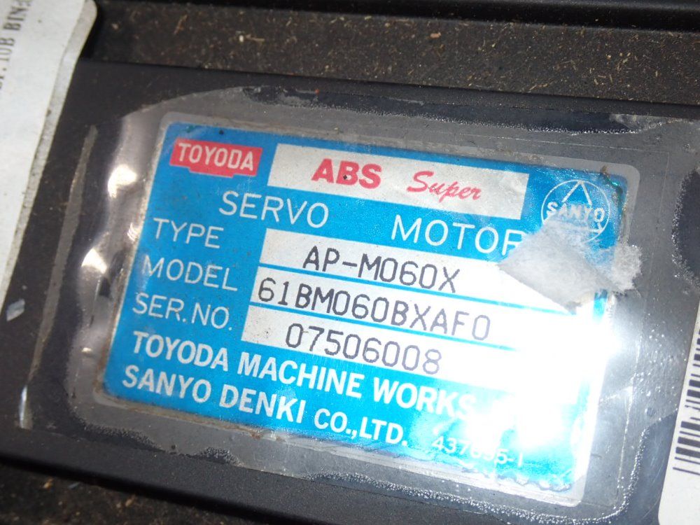 Toyoda/sanyo Denki Servo Motor