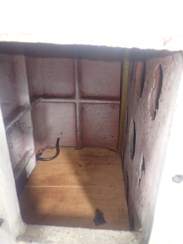 Willis 50" X 10" 1050 Microcut Vertical Mill - 1050 Microcut