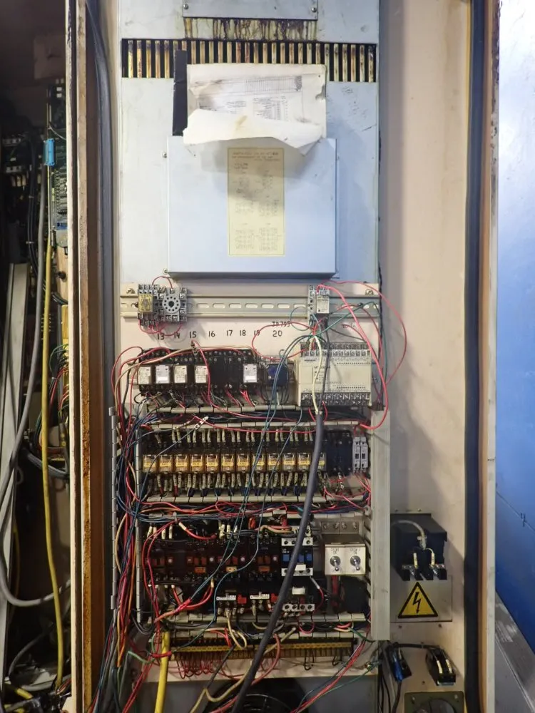 Mori Seiki 43" X 18" Mv-40 Cnc Vmc - Mv-40