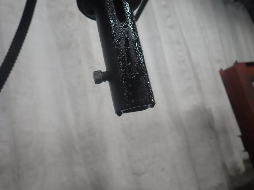 Cincinnati 3' Arm X 7" Column Radial Drill