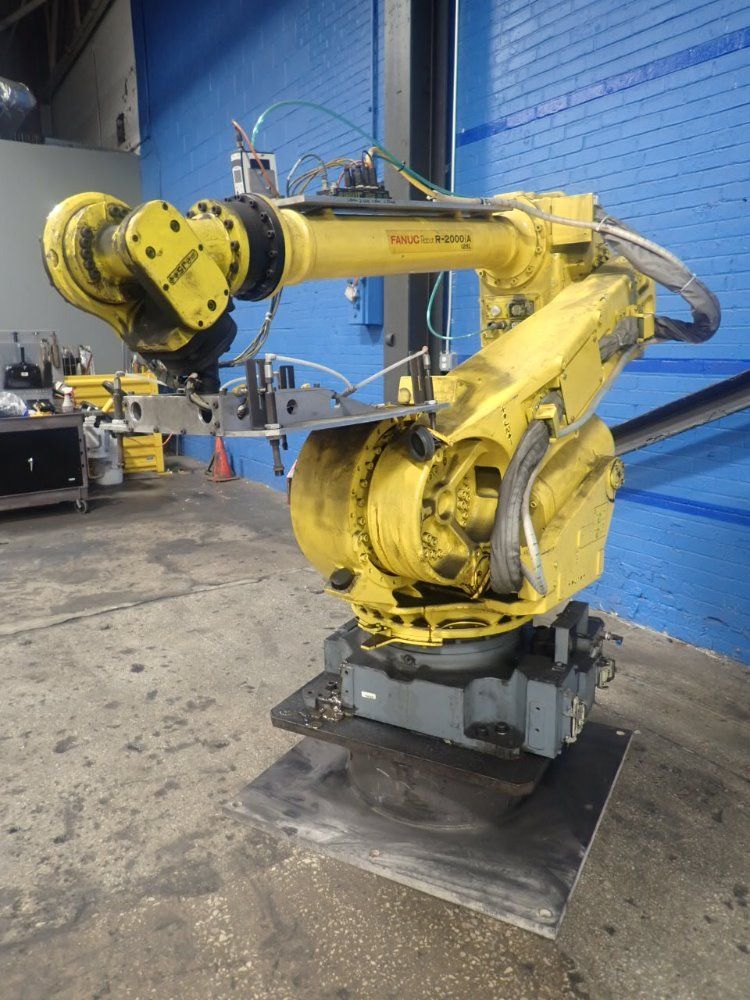 Fanuc R-2000ia 125l Robot - R-2000ia 125l