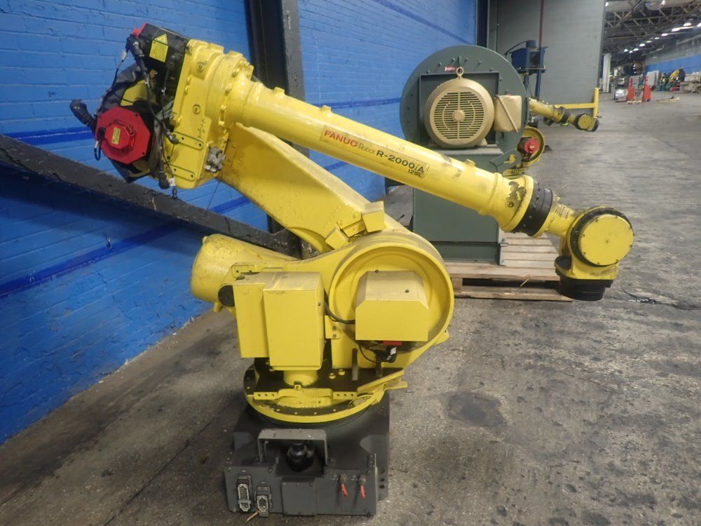 Fanuc R2000ia 125l Robot  R2000ia 125l