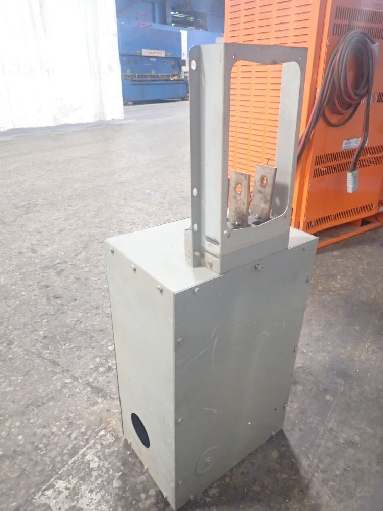 Bus-tribution Bus Plug