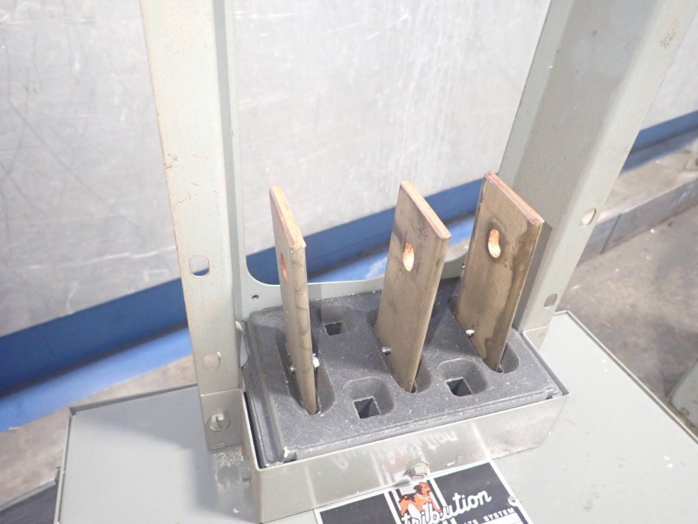 Bus-tribution Bus Plug