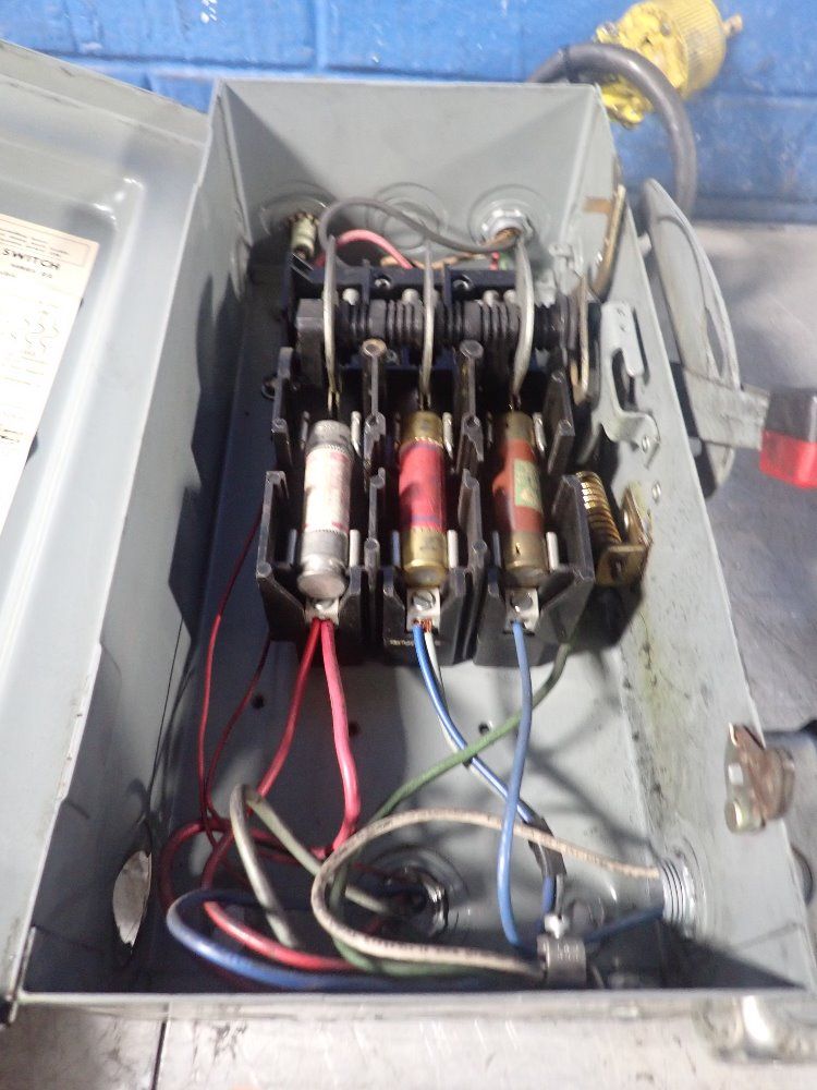 Sqaure-d Fusible Disconnect