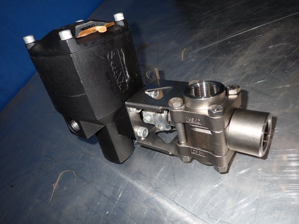 Whitey Double Acting Valve Ball