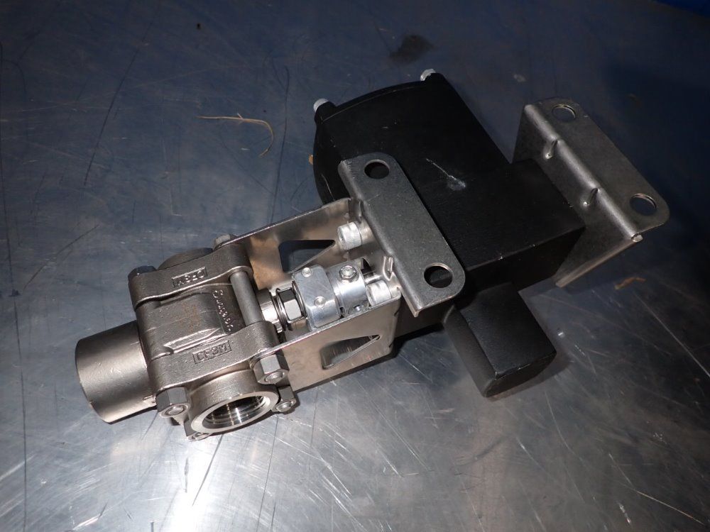 Whitey Double Acting Valve Ball