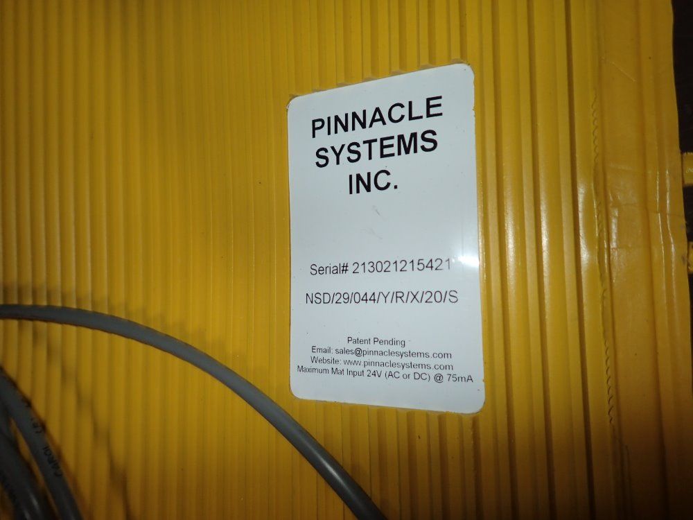 Pinnacle Safety Mat