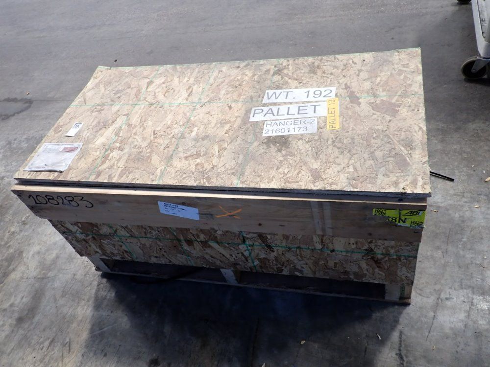 45-7/8 Large Hanger Yoke O/e And Plate - J16450a