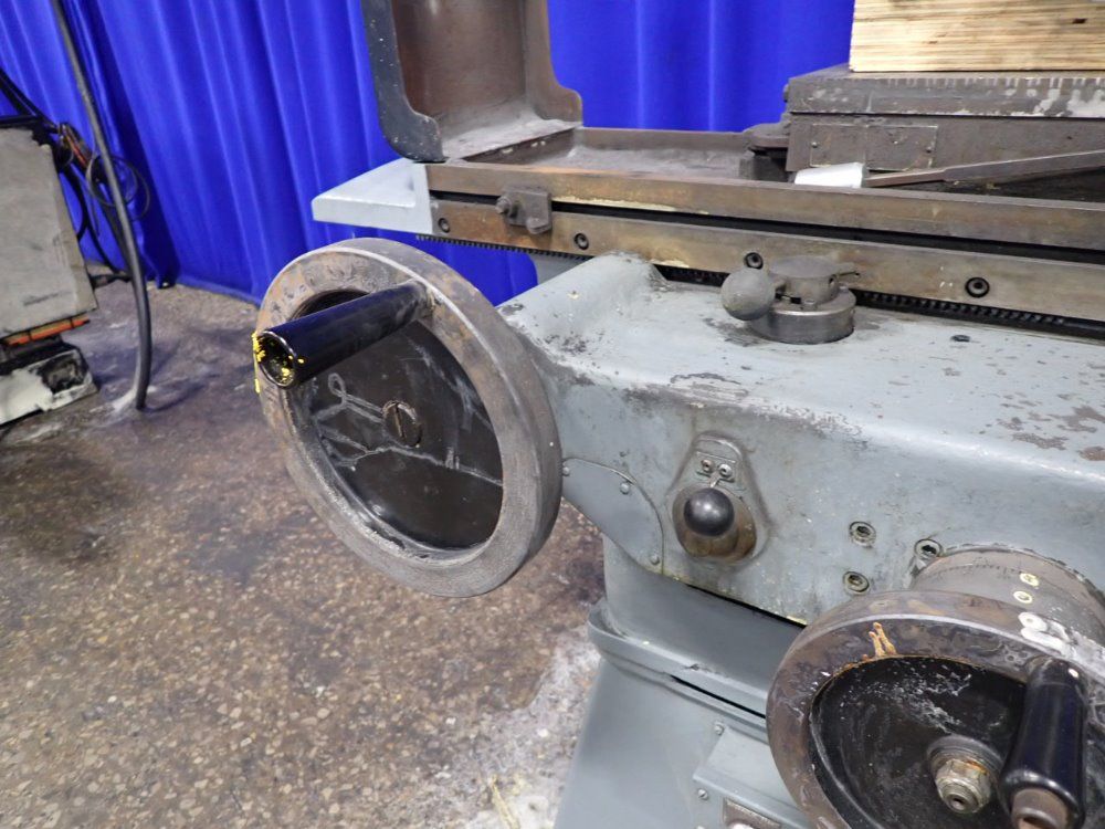 Clausing 6" X 18" 4011 Surface Grinder - 4011