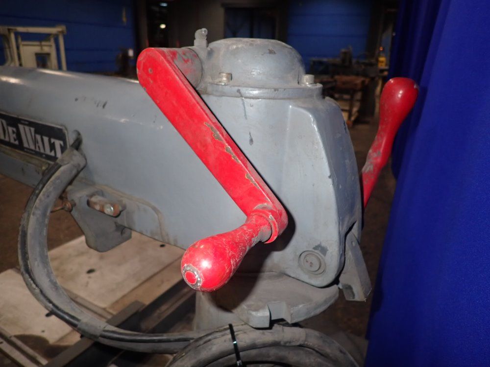 Dewalt Radial Arm Saw