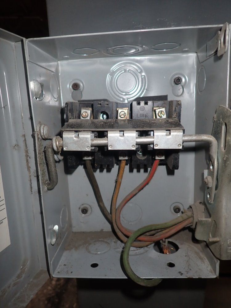 Dewalt Radial Arm Saw