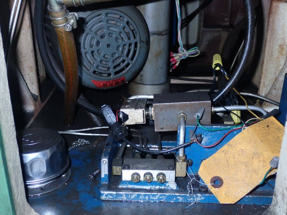 40x16 Surface Grinder - Csg-1640asd