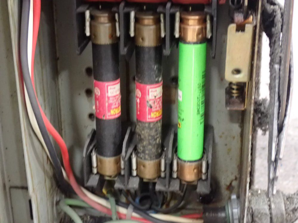 Hem Saw 5hp/14a/42x8 M2 Welded-edge Bandsaw - H115a