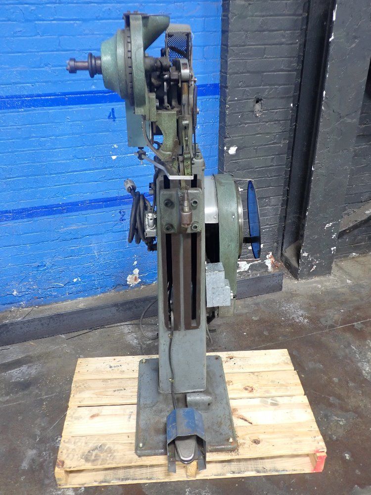 Tubular Rivet Stud Riveter