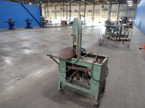 Roll-in 30 1/2" X 18 1/2" Band Saw - Sf 8590