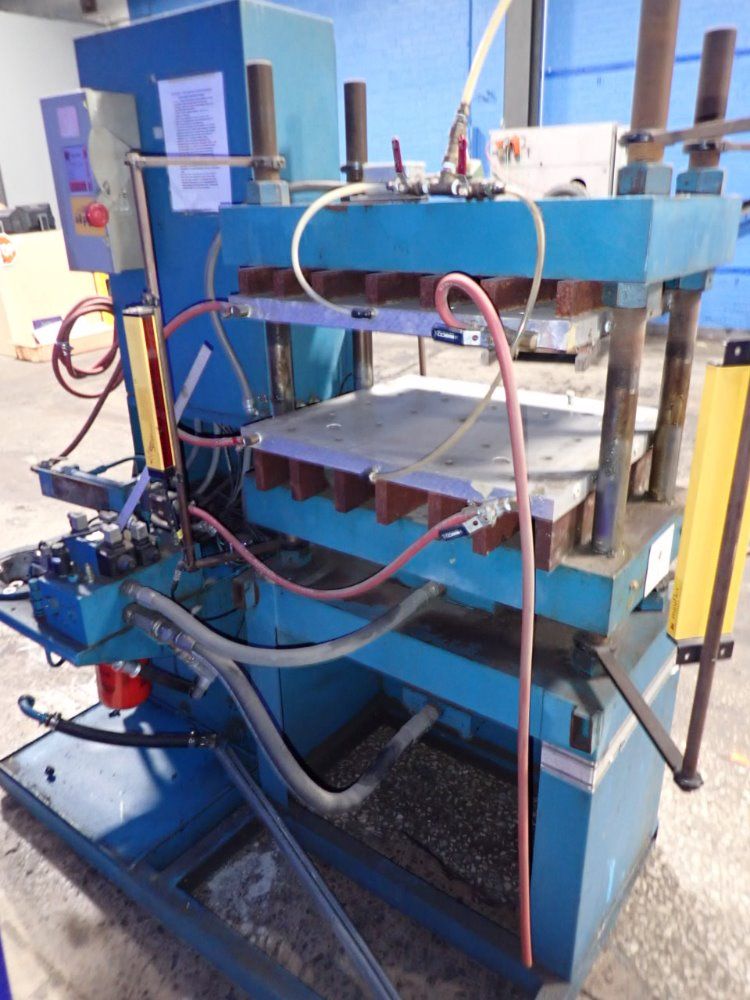 Carver 4 Post Platen Press