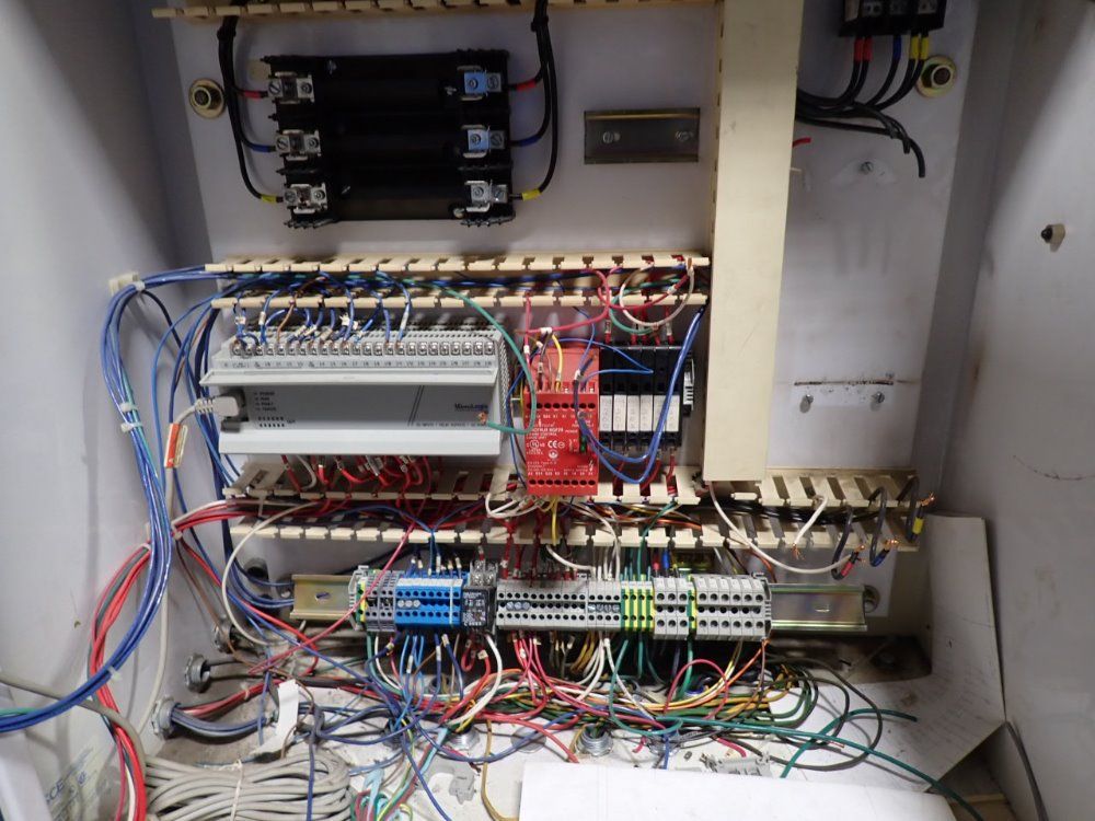 Carver 4 Post Platen Press