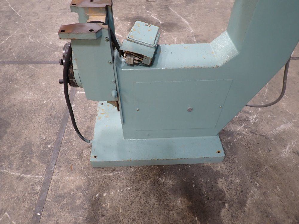 Rockwell International/scm 30a/20hp/75c/14x8 Table Router - R.8