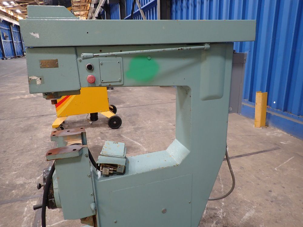 Rockwell International/scm 30a/20hp/75c/14x8 Table Router - R.8