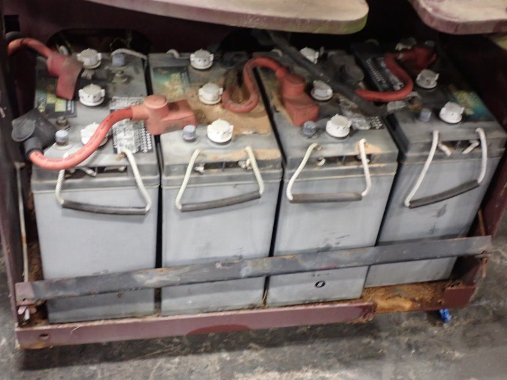 Grove 227lbs/2500psi/5gal Manlift - Amz46ne