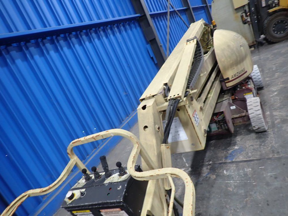 Grove 227lbs/2500psi/5gal Manlift - Amz46ne