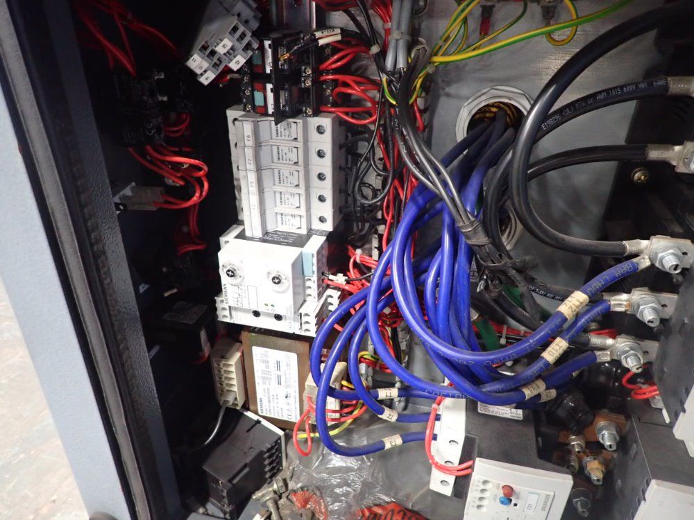 Atlas Copco 8.6bar/40hp/30kw/124psi Air Compressor - Gx30